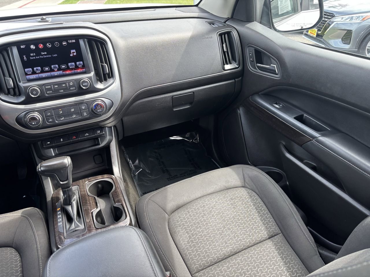 Used 2016 GMC Canyon SLE w/ SLE Convenience Package image 15