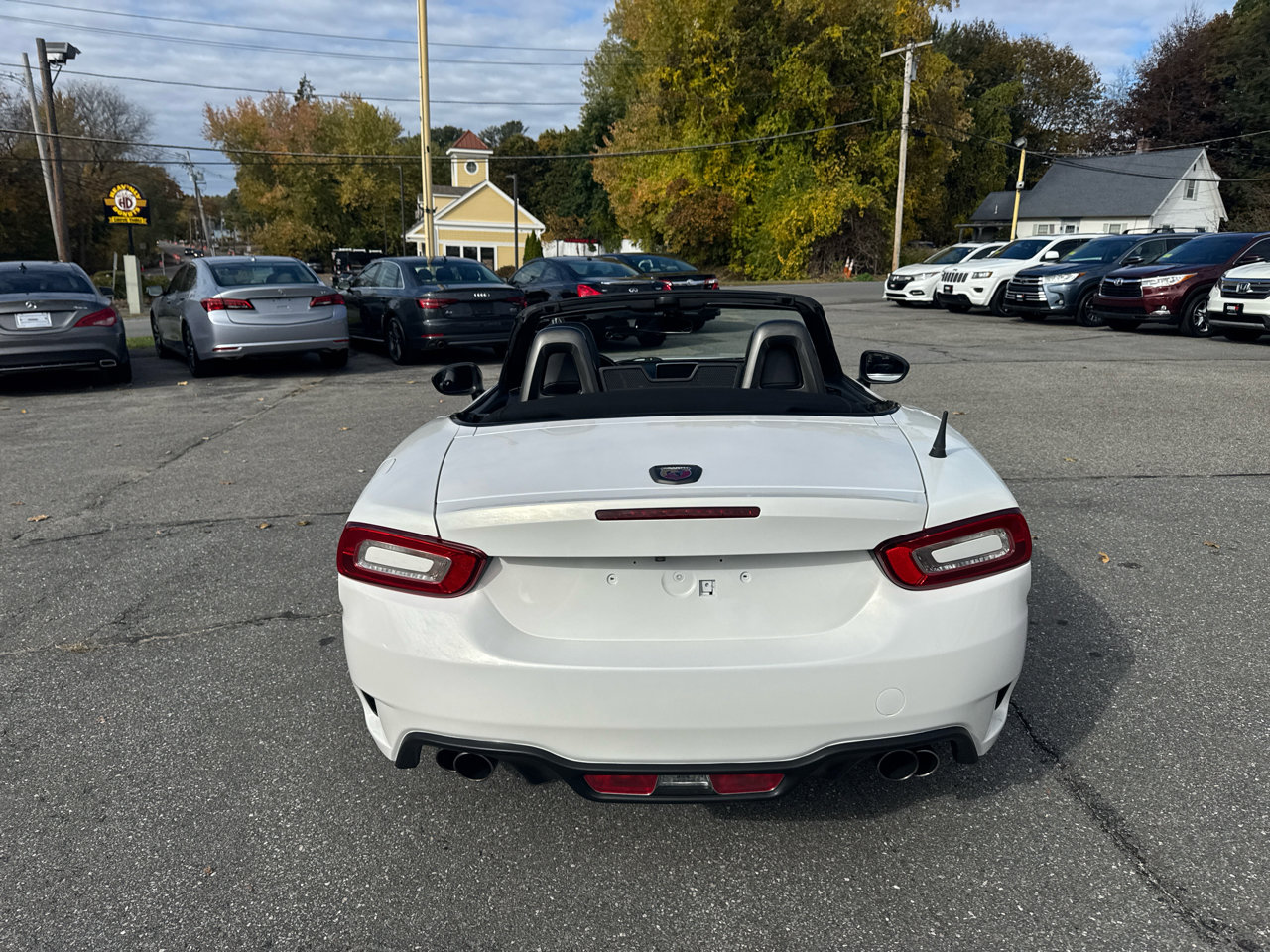 Used 2017 FIAT 124 Spider Abarth image 10