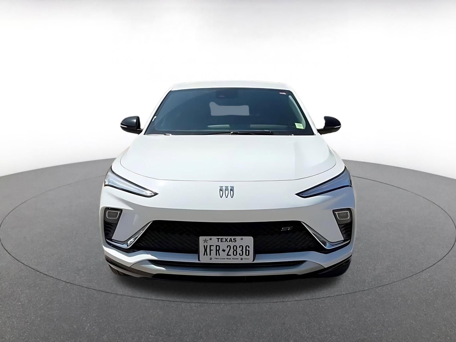 Used 2025 Buick Envista Sport Touring FWD image 4