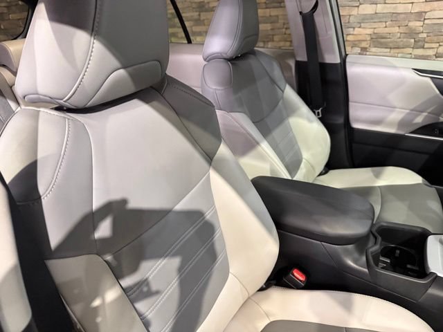 Used 2023 Toyota RAV4 XLE Premium AWD/4WD image 3