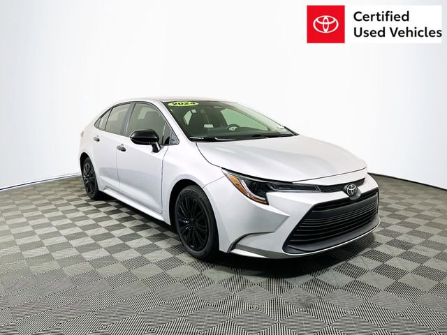 Certified 2024 Toyota Corolla LE image 1