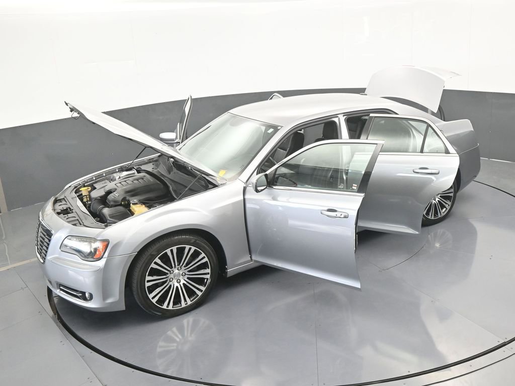 Used 2014 Chrysler 300 S image 61