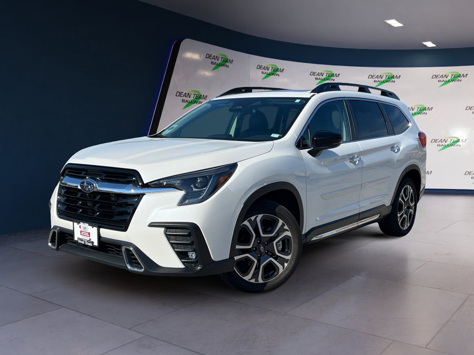 Certified 2024 Subaru Ascent Touring AWD/4WD image 3