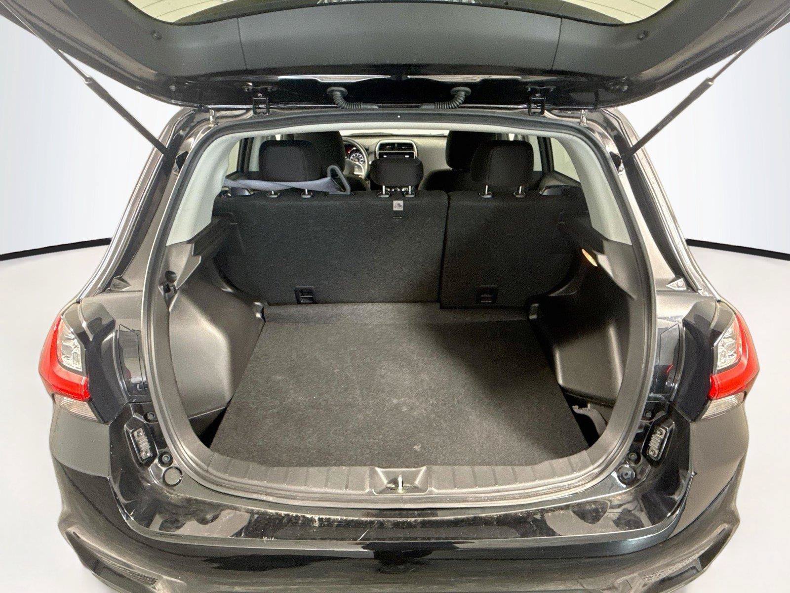 Used 2026 Mitsubishi Outlander Sport AWD image 25