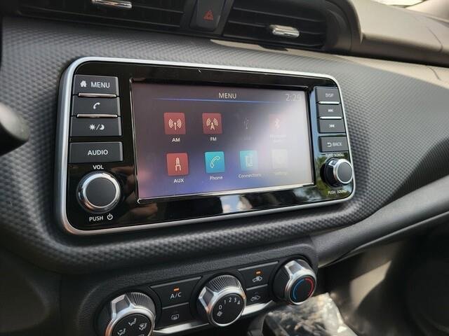 New 2025 Nissan Kicks Play S w/ Interior Electronics Package image 9