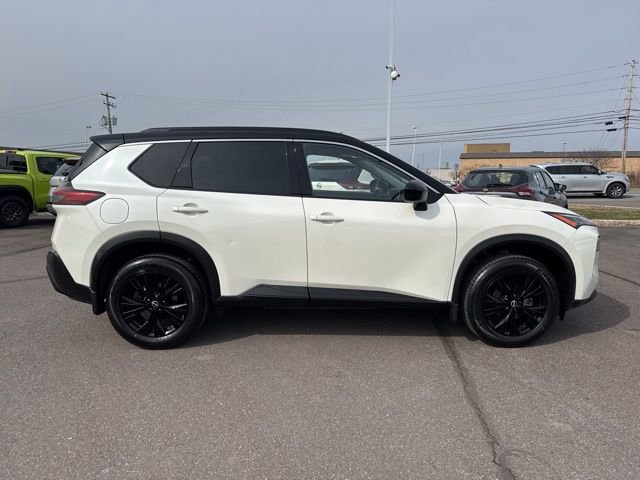 Certified 2023 Nissan Rogue SV w/ SV Premium B Package image 4