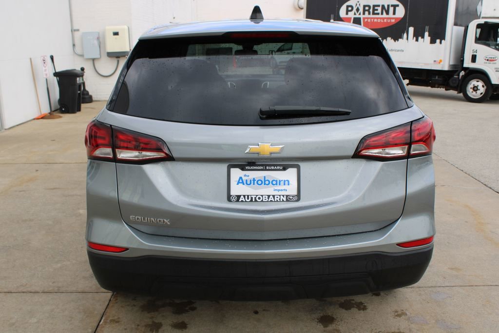Used 2024 Chevrolet Equinox LS w/ LS Convenience Package FWD image 5