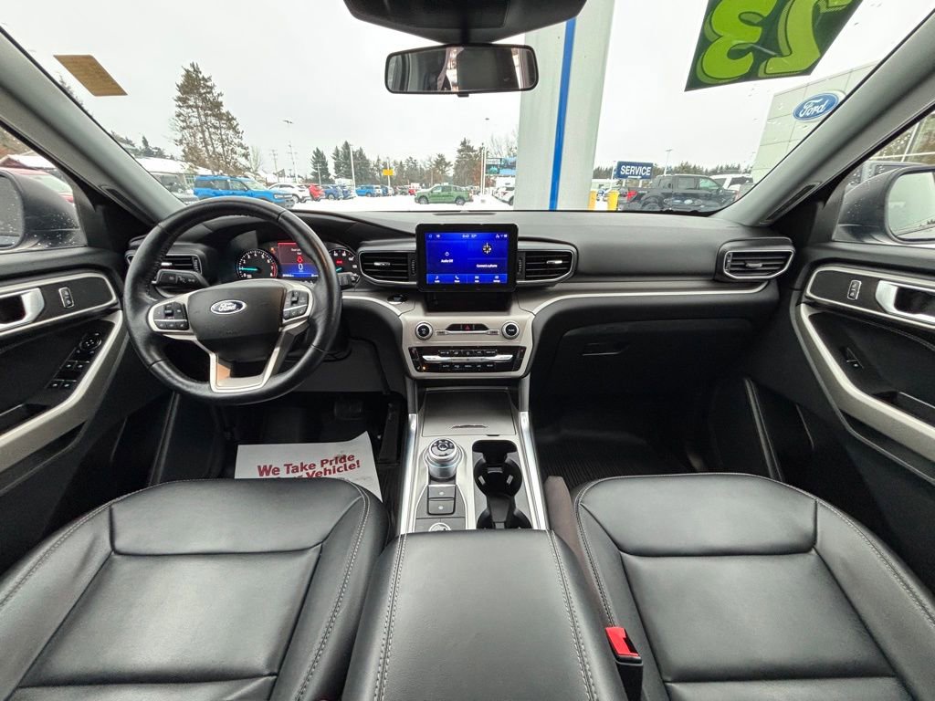 Used 2023 Ford Explorer XLT w/ Equipment Group 202A image 24