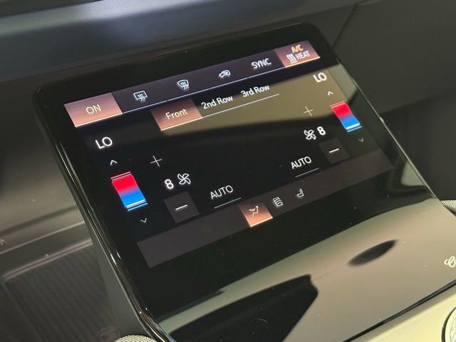 New 2026 Cadillac Vistiq Premium Luxury image 21