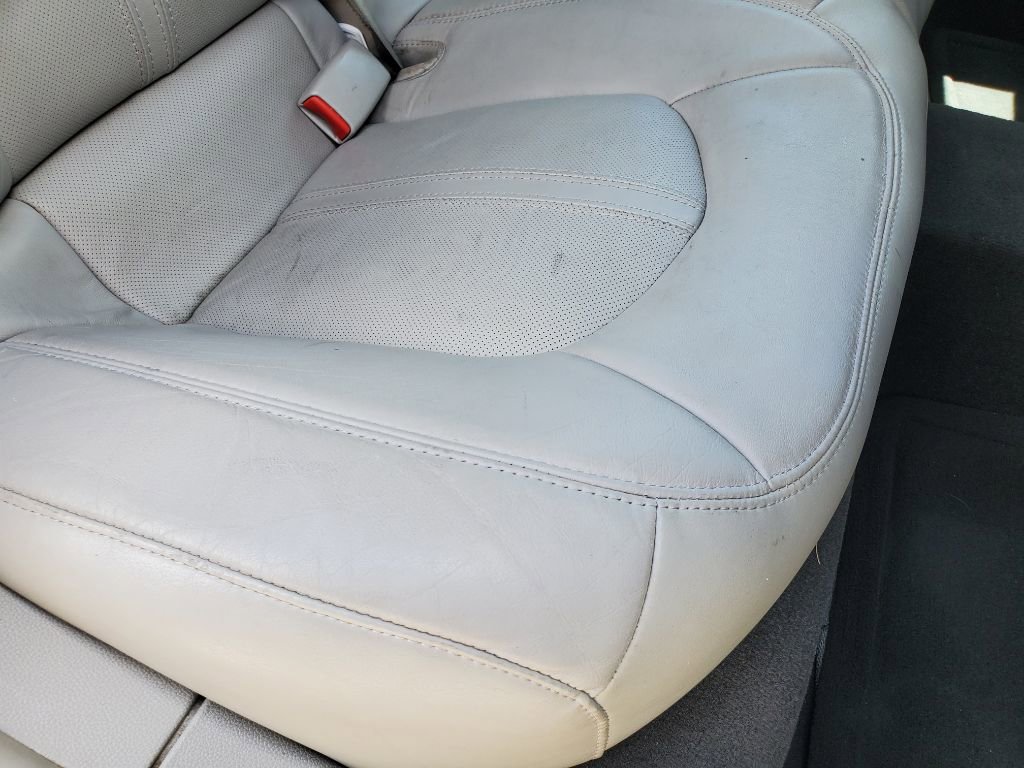 Used 2011 Cadillac CTS Luxury RWD image 33