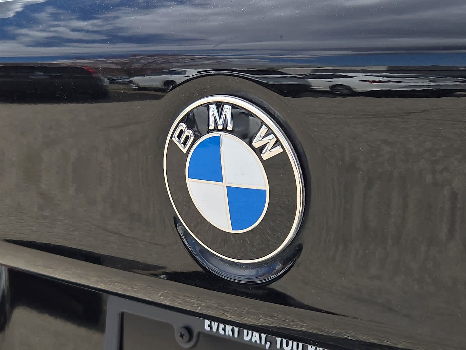 Used 2020 BMW 530i xDrive w/ Premium Package image 29