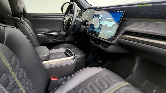 Used 2025 Rivian R1T Adventure AWD/4WD image 35