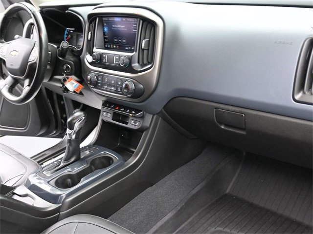 Used 2022 Chevrolet Colorado Z71 w/ Z71 Midnight Edition image 27