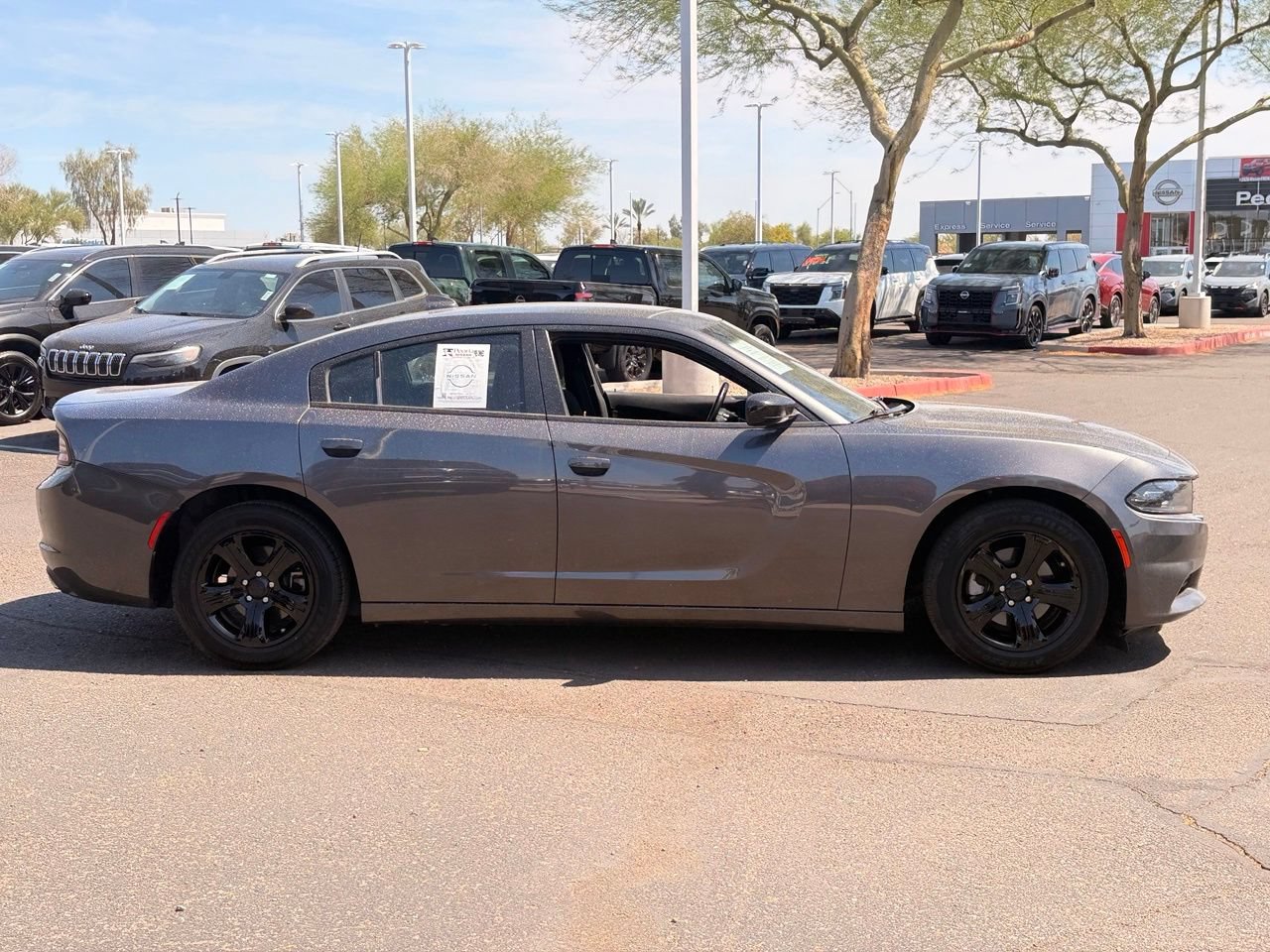 Used 2023 Dodge Charger SXT RWD image 7