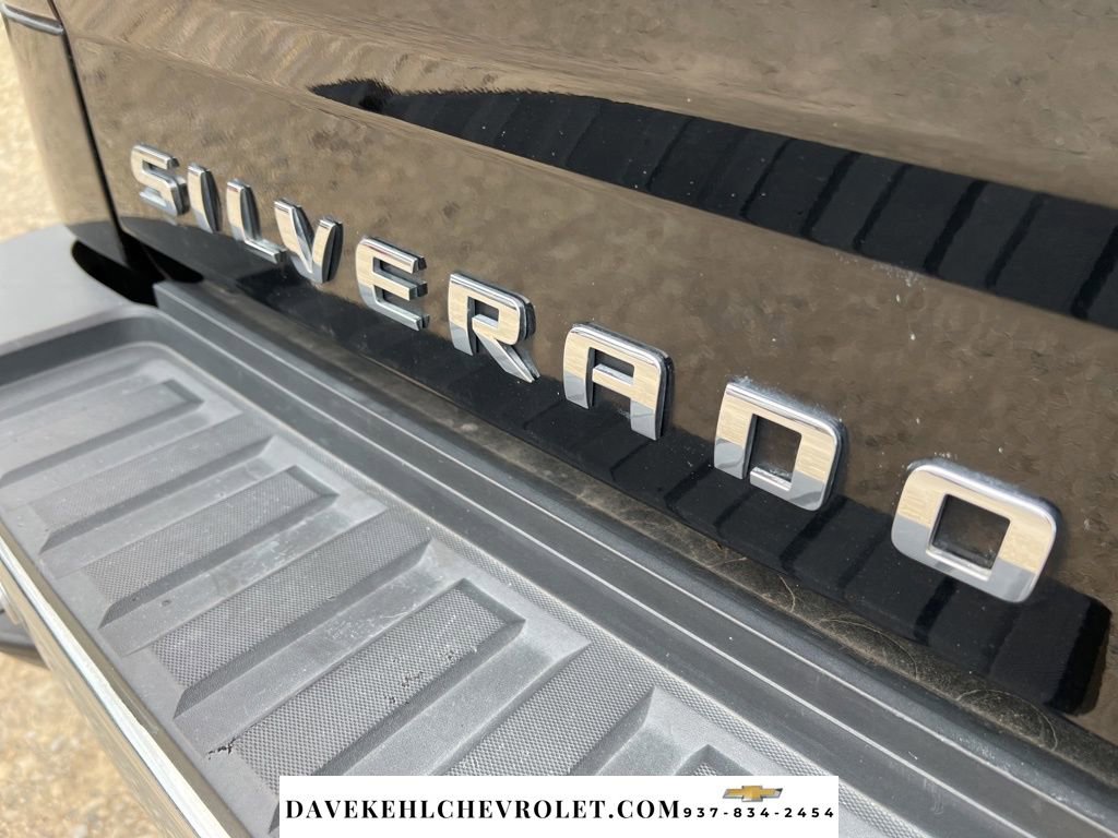 Used 2015 Chevrolet Silverado 2500 LTZ w/ LTZ Plus Package image 34