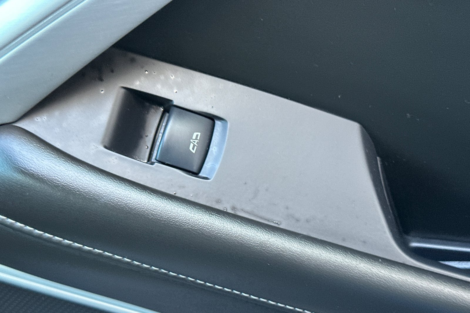 Used 2016 Chevrolet Camaro LT RWD image 21