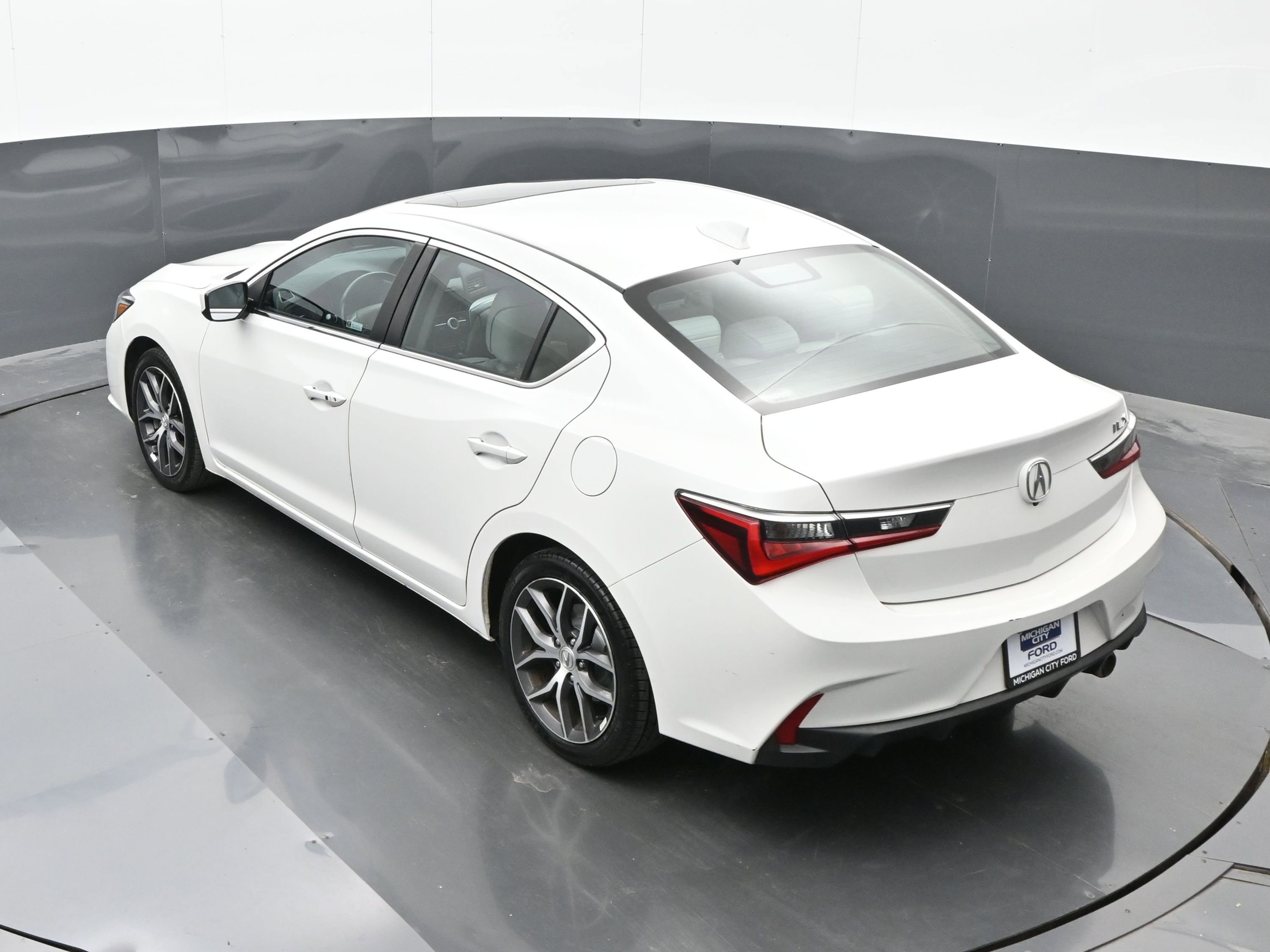 Used 2020 Acura ILX w/ Premium Package image 32