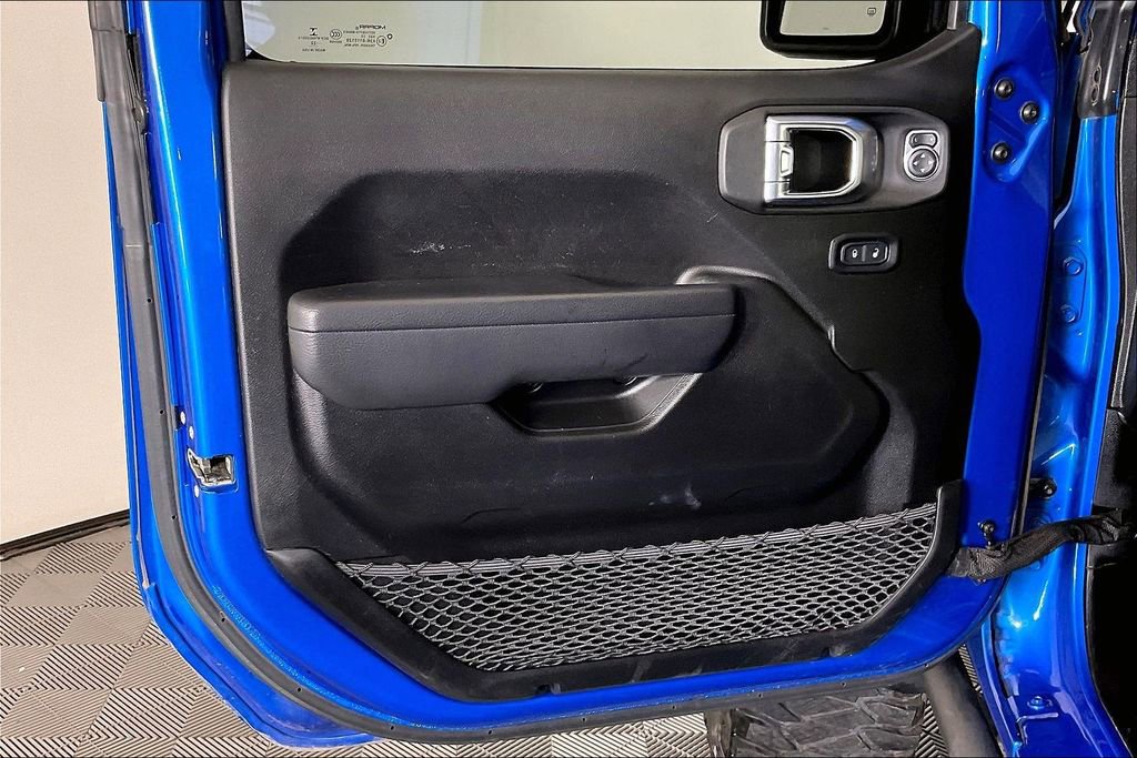 Used 2022 Jeep Gladiator Mojave w/ Trailer Tow Package image 24