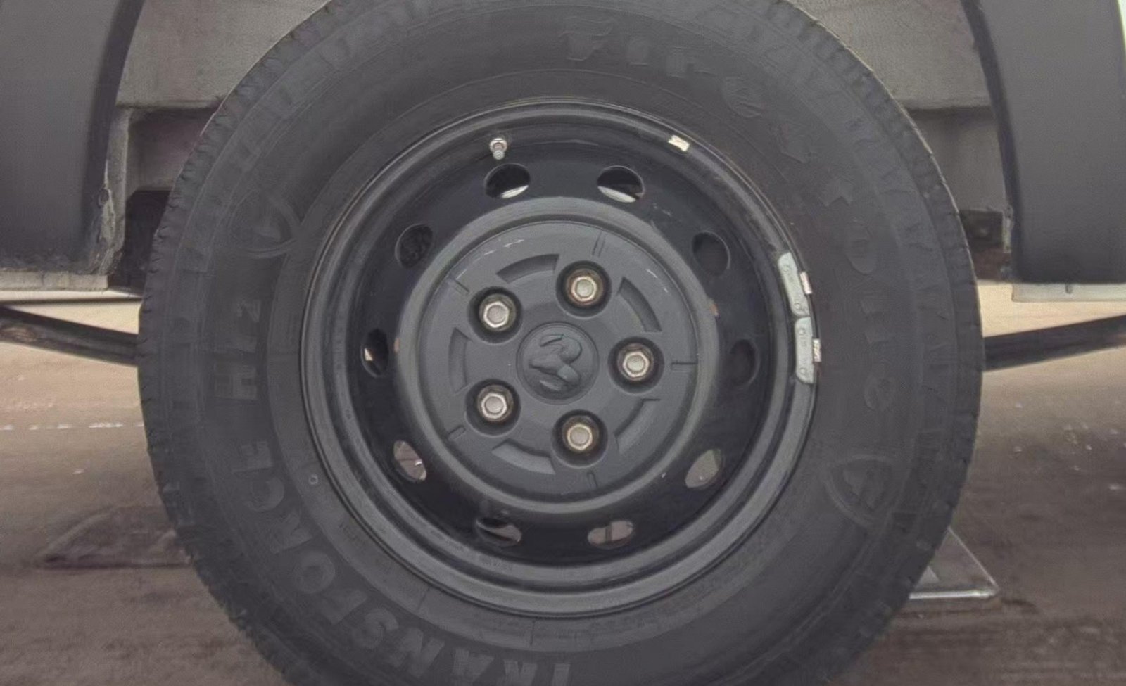 Used 2022 RAM ProMaster 2500 w/ Interior LED Lighting Group FWD image 11