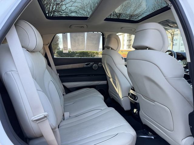 Used 2023 Genesis GV80 2.5T w/ Prestige 20" Package image 32