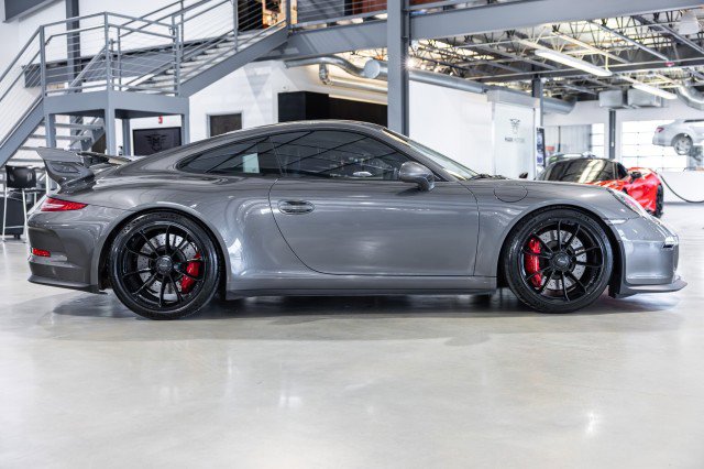 Used 2016 Porsche 911 GT3 RWD image 8