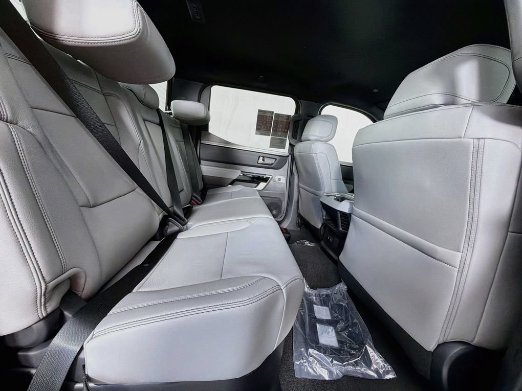 New 2026 Toyota Tundra Limited AWD/4WD image 27