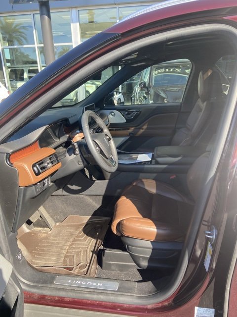 Used 2022 Lincoln Aviator Grand Touring w/ Equipment Group 301A image 6