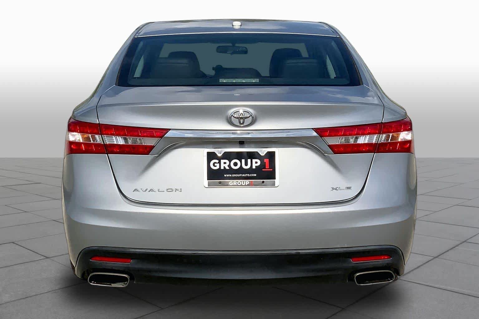 Used 2015 Toyota Avalon XLE FWD image 5