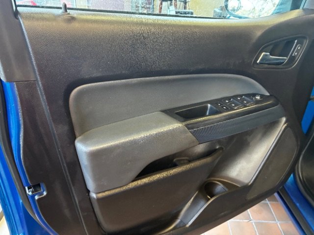 Used 2018 Chevrolet Colorado Z71 image 14