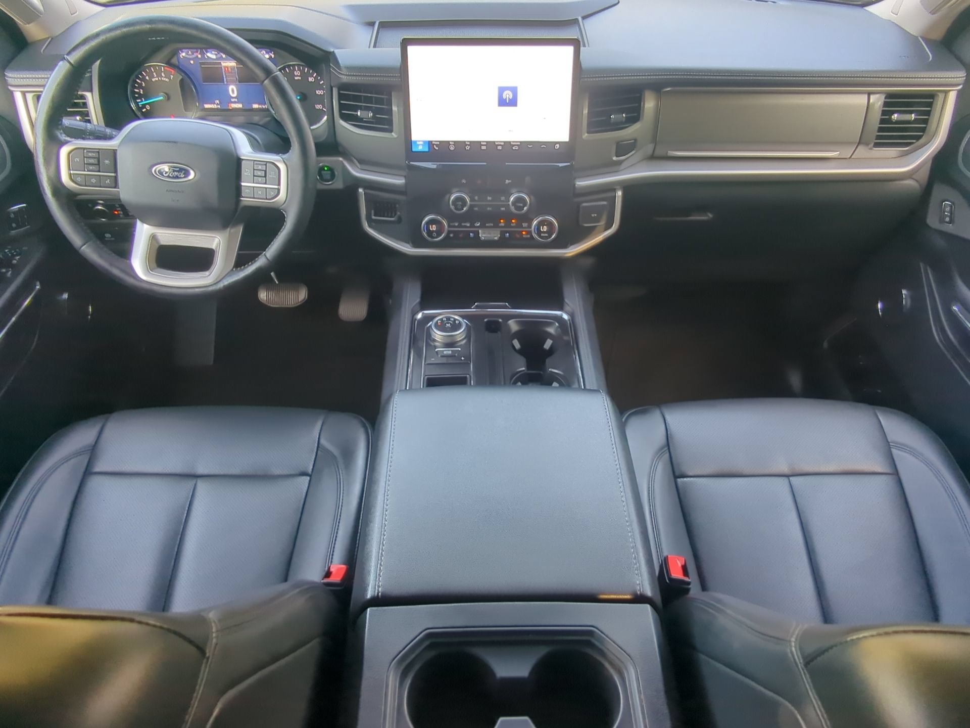 Certified 2024 Ford Expedition XLT RWD image 50