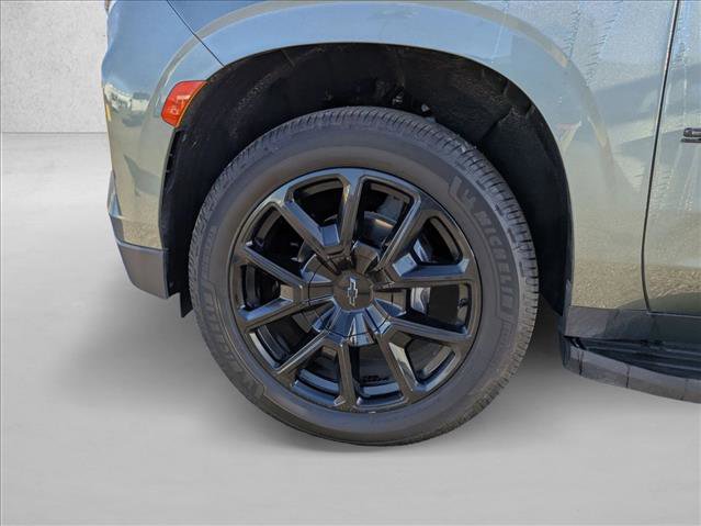 Used 2023 Chevrolet Suburban RST image 25