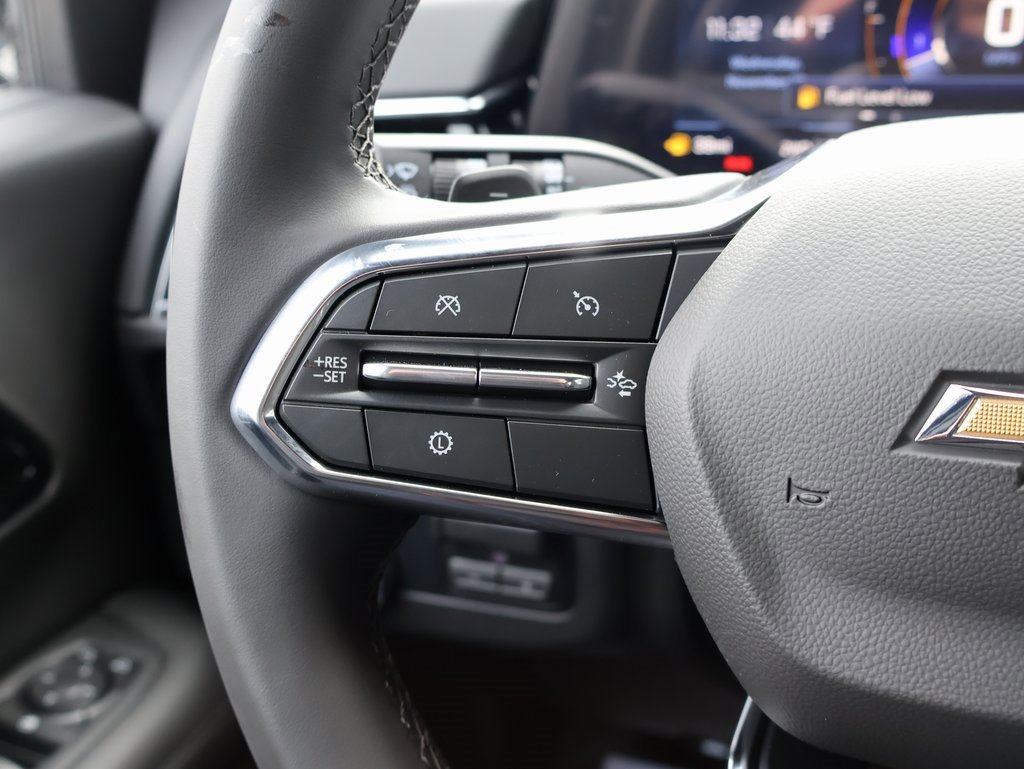 New 2026 Chevrolet Suburban LS image 17