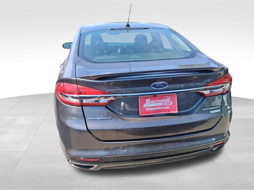 Used 2017 Ford Fusion Titanium FWD image 5