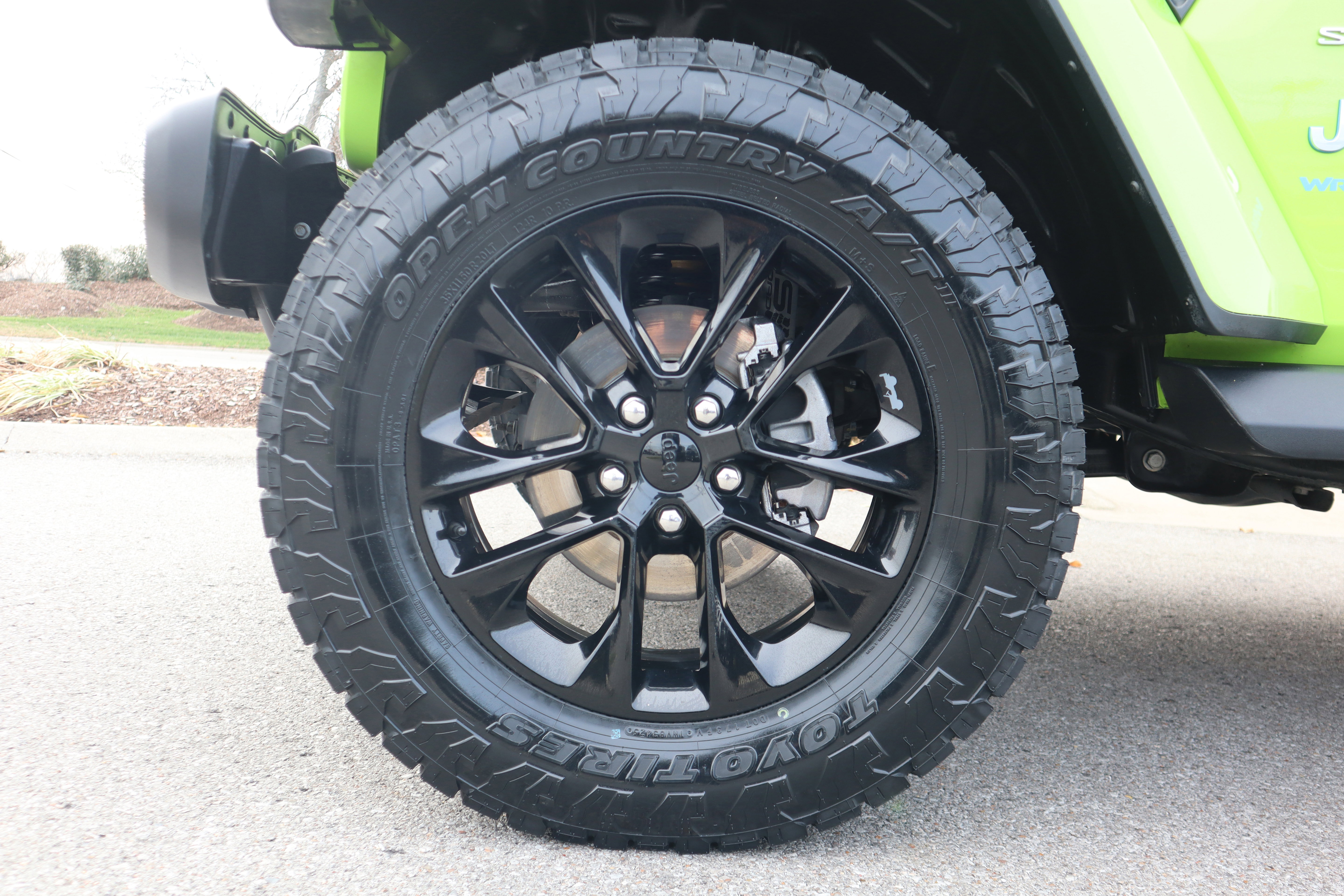 Used 2021 Jeep Wrangler Unlimited Sahara w/ Cold Weather Group image 12