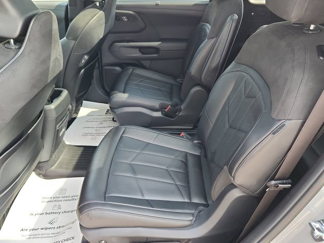 Used 2027 Kia Telluride SX Prestige X-Pro AWD/4WD image 17