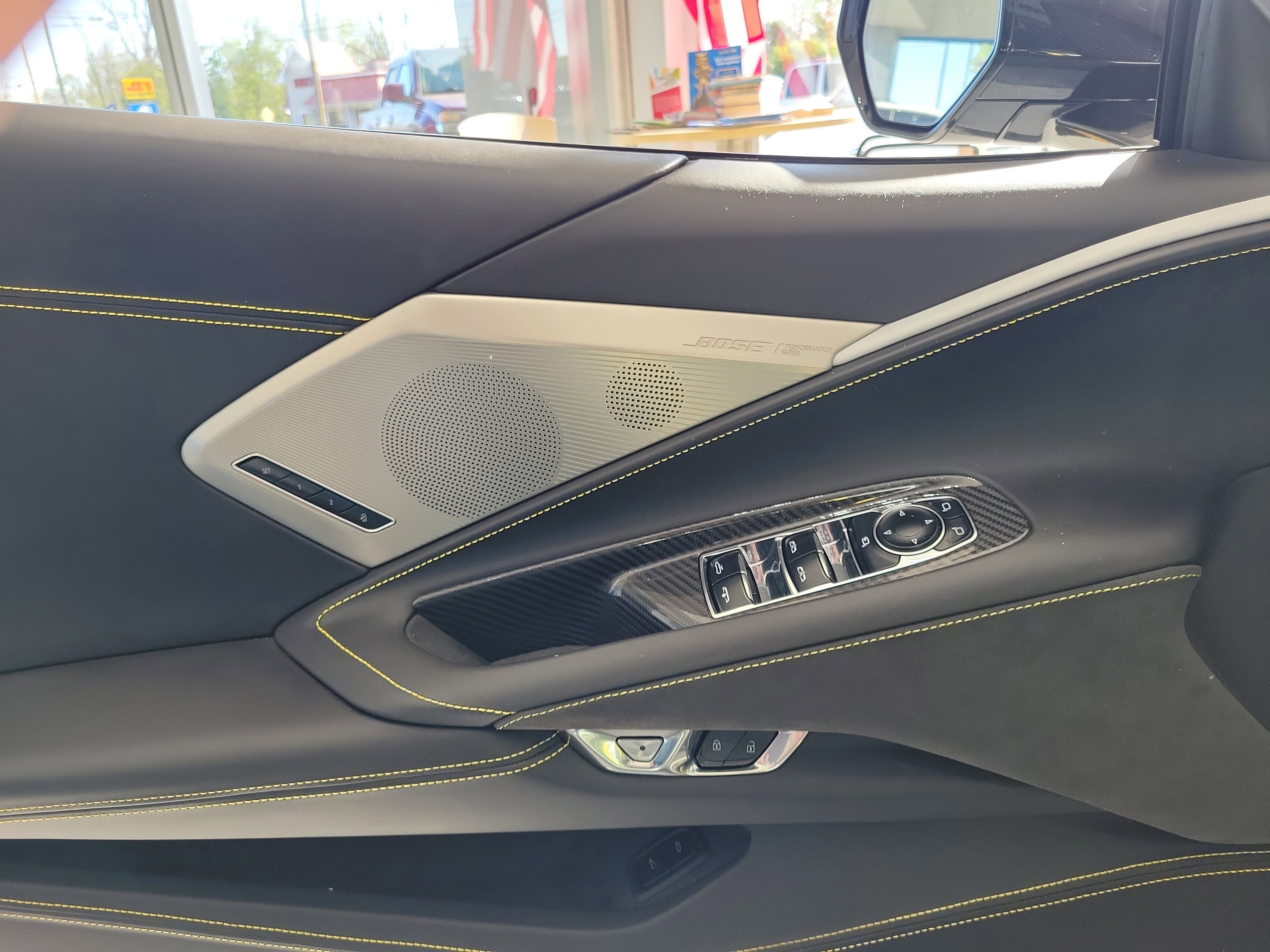 Used 2022 Chevrolet Corvette Stingray Premium Conv w/ Z51 Performance Package RWD image 14