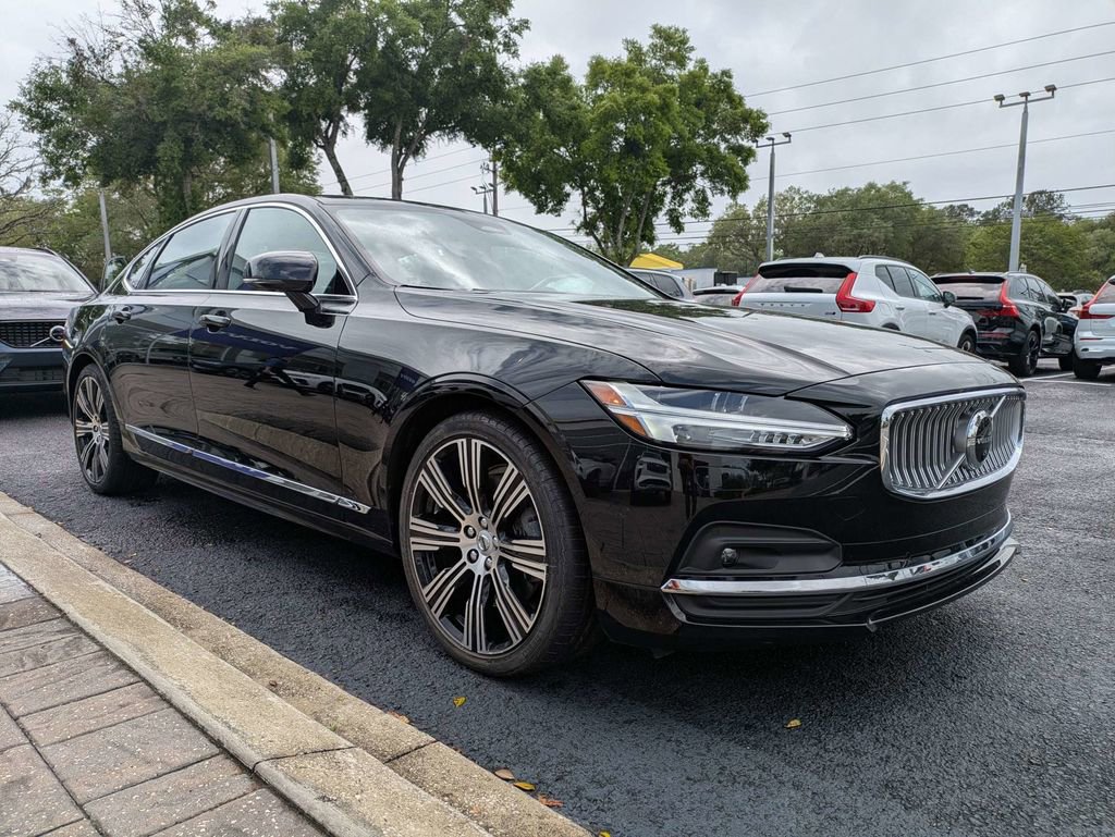 Certified 2023 Volvo S90 B6 Ultimate w/ Protection Package Premier image 8