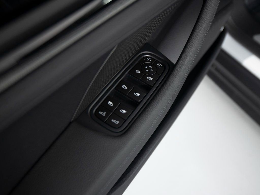 New 2026 Porsche Panamera 4 image 21