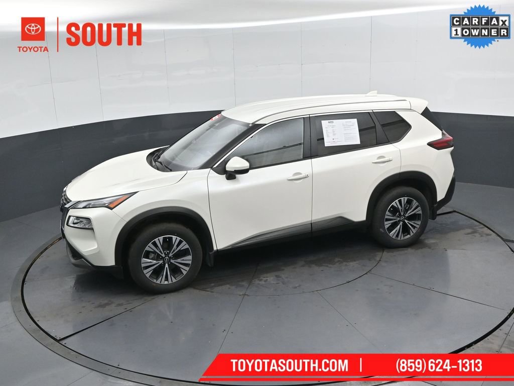 Used 2023 Nissan Rogue SV image 45