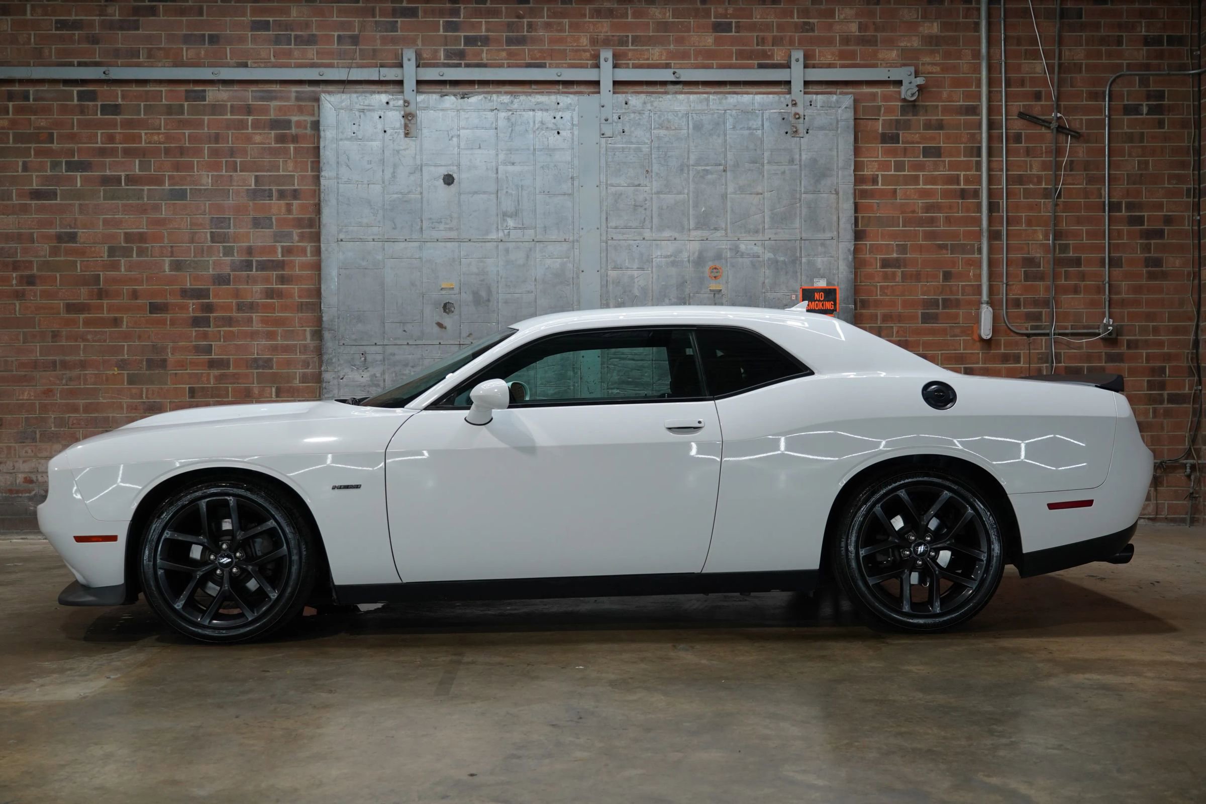 Used 2019 Dodge Challenger R/T w/ Blacktop Package image 1
