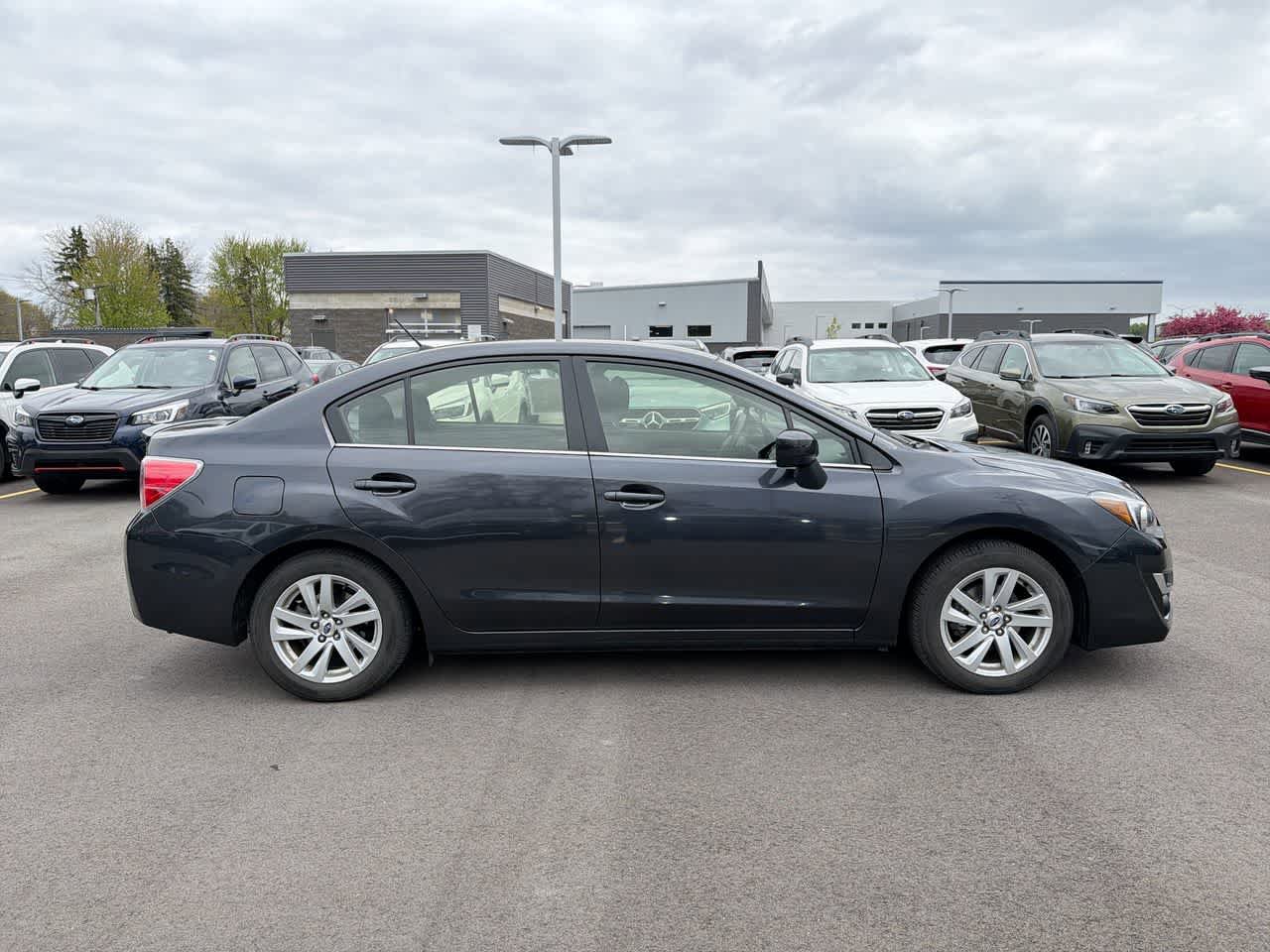 Used 2015 Subaru Impreza 2.0i Premium AWD/4WD image 14