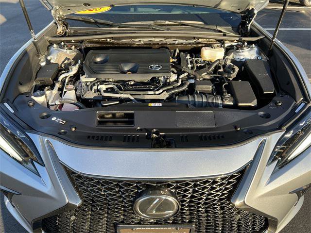 Certified 2025 Lexus ES 300h 300h image 24