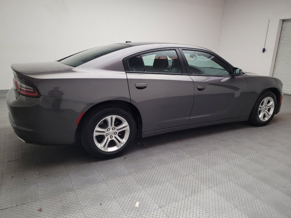 Used 2020 Dodge Charger SXT RWD image 10