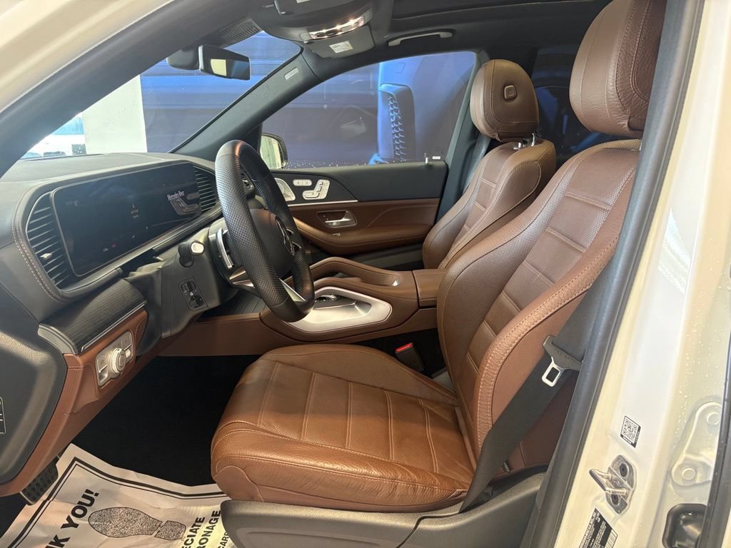 Used 2024 Mercedes-Benz GLS 450 4MATIC image 15