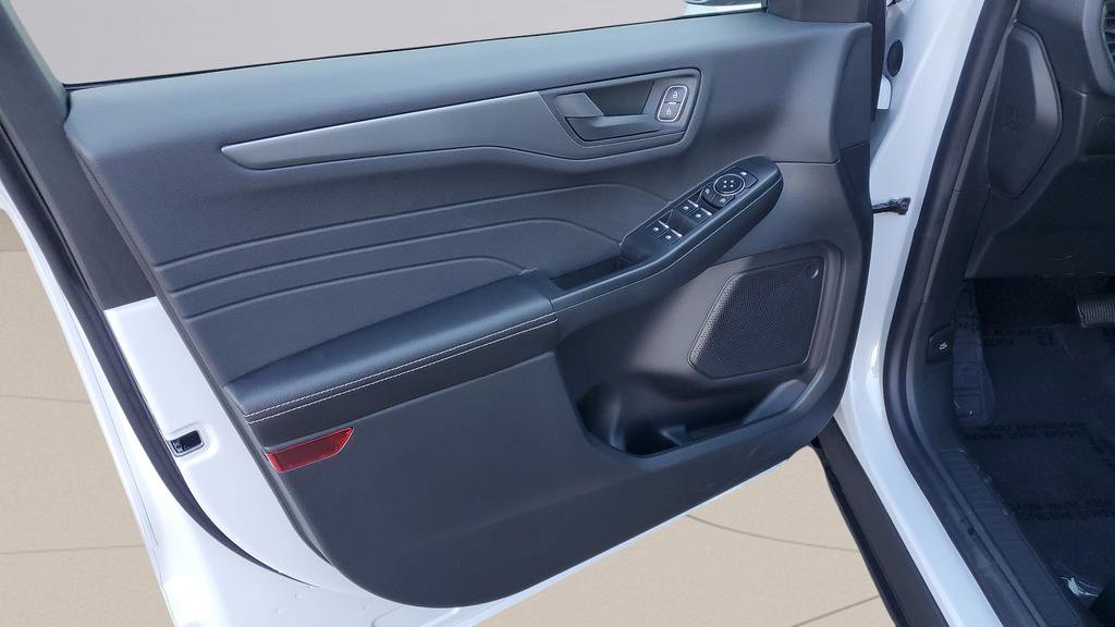 New 2026 Ford Escape Active image 11