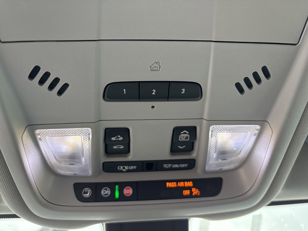 Used 2020 GMC Terrain SLT w/ Preferred Package image 23