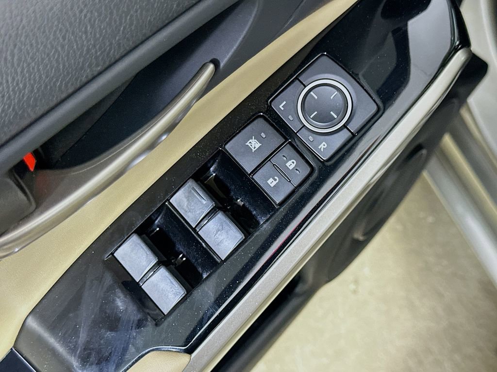 Used 2017 Lexus IS 200t w/ Premium Package image 20
