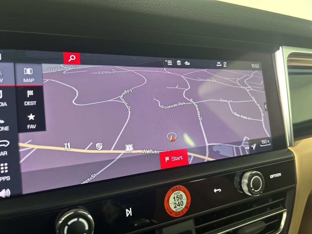 Certified 2025 Porsche Macan image 21