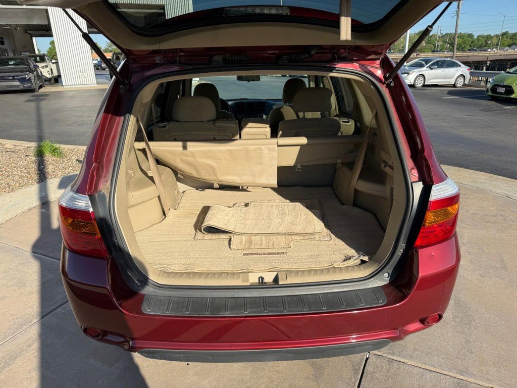 Used 2010 Toyota Highlander 4WD image 8