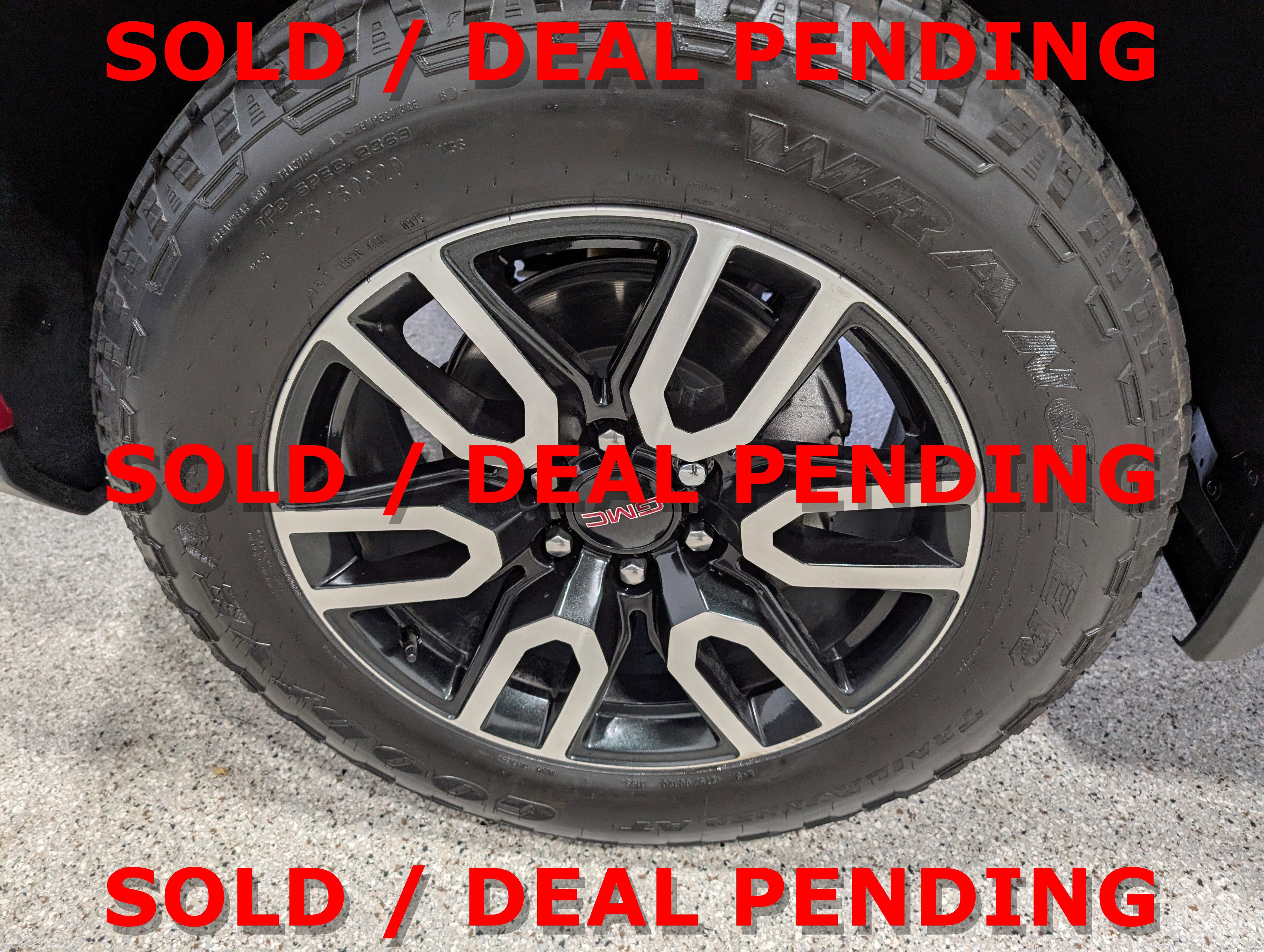 Used 2025 GMC Sierra 1500 AT4 w/ AT4 Premium Package image 10